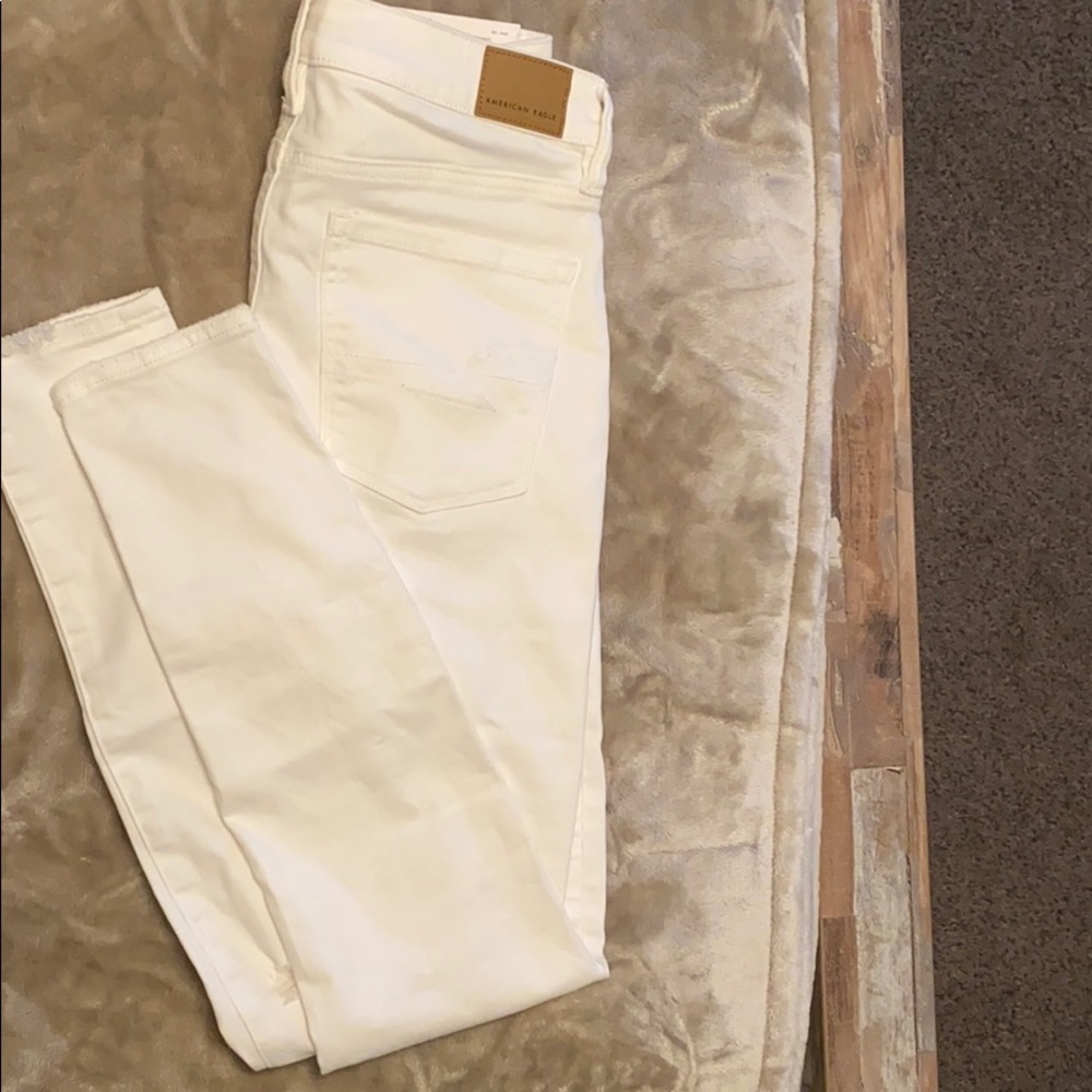 White super high rise jegging 4R (AmericanEagle)